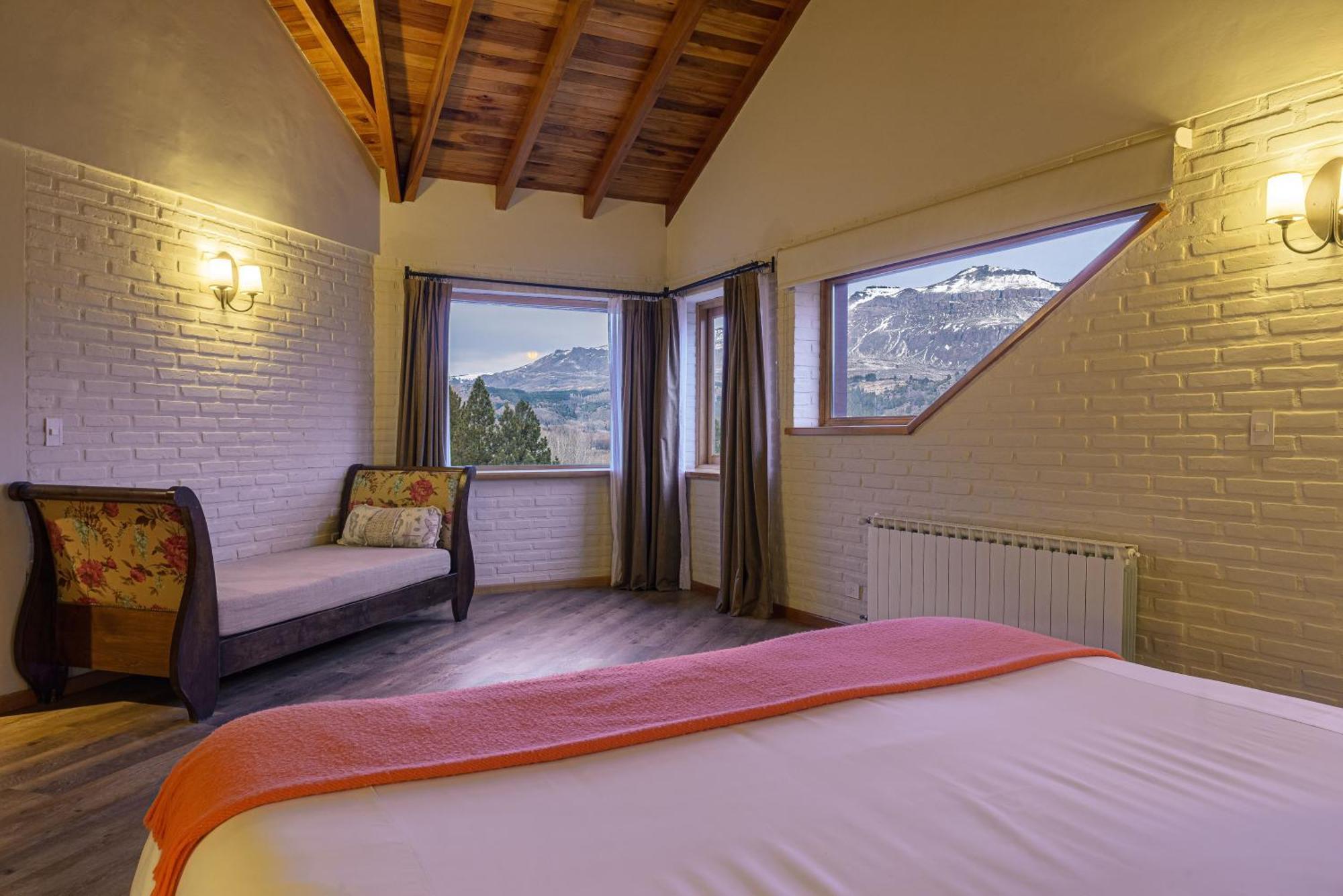 Casona Del Alto Hotel San Martín de los Andes Eksteriør billede