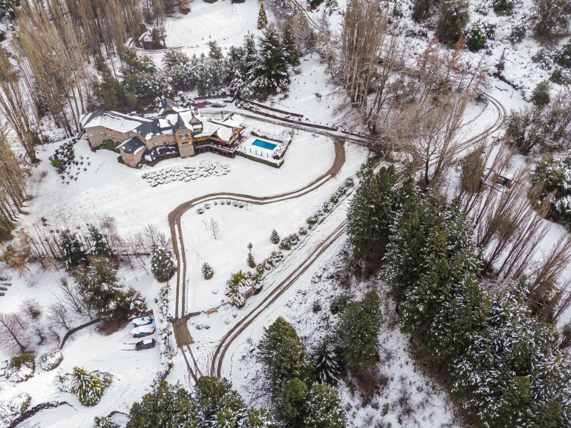 Casona Del Alto Hotel San Martín de los Andes Eksteriør billede