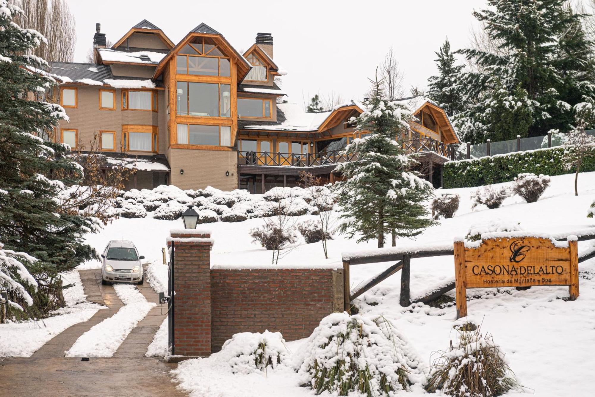 Casona Del Alto Hotel San Martín de los Andes Eksteriør billede